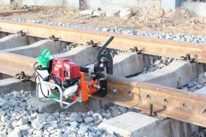 NZG-31 Nejoblíbenější vrtací stroj s vnitřním spalováním